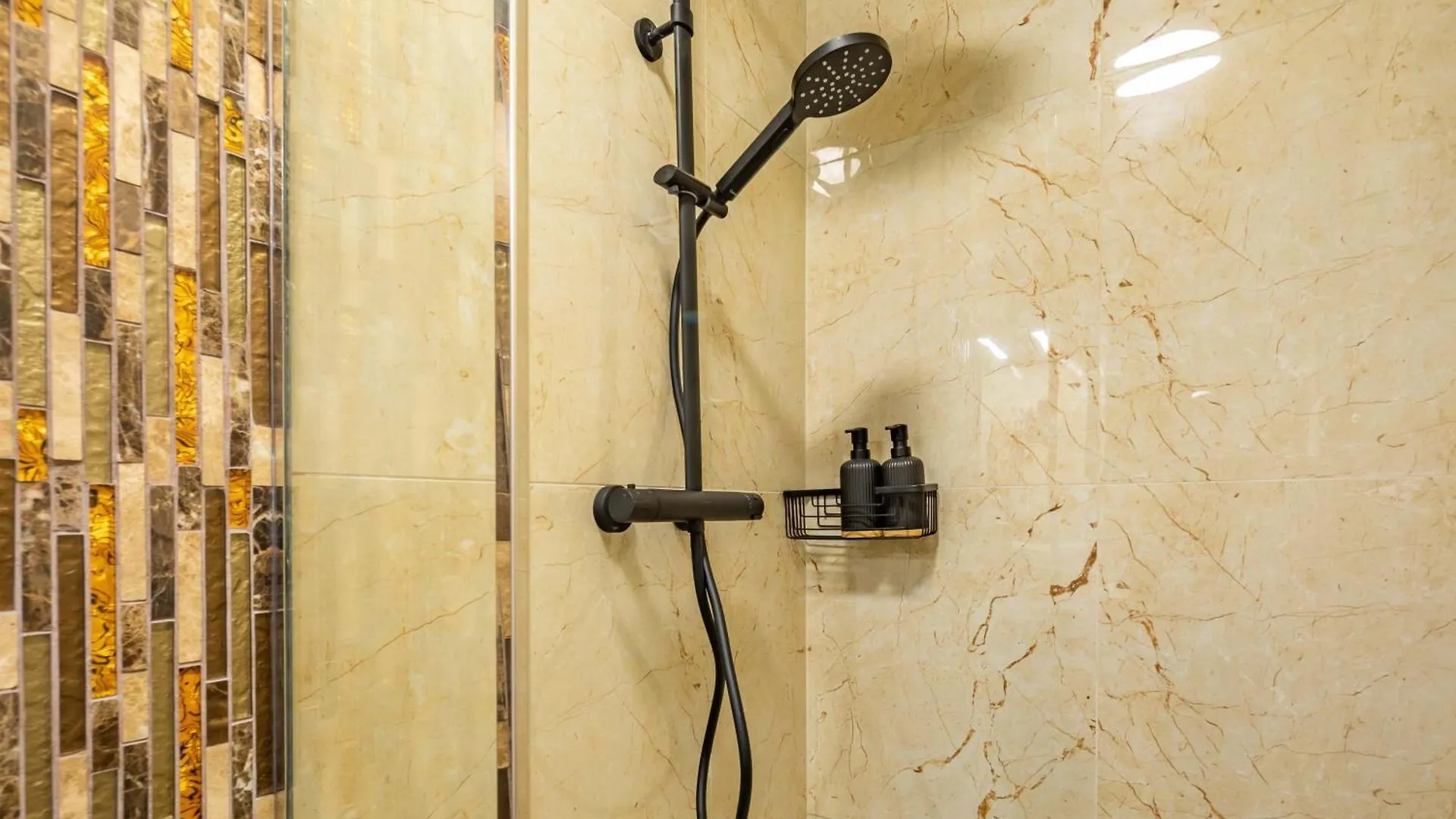 Very Central - New - Easy Sleep Budapest Apartment